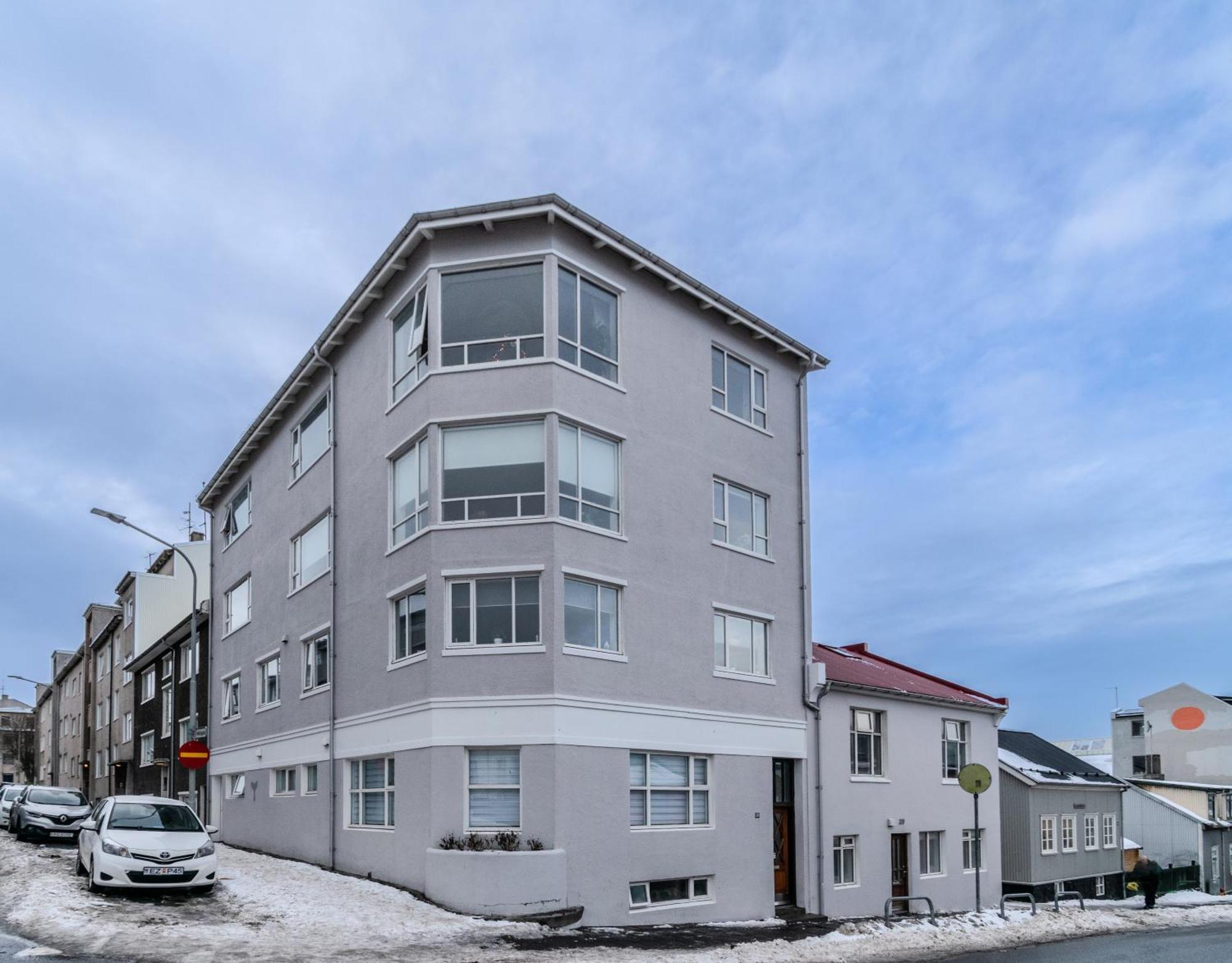 Framnesvegur - Two Bedroom Central Apartment Reykjavík Buitenkant foto